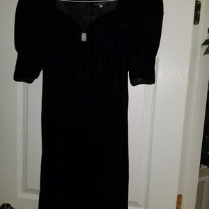 Cachet Black Velvet Dress
